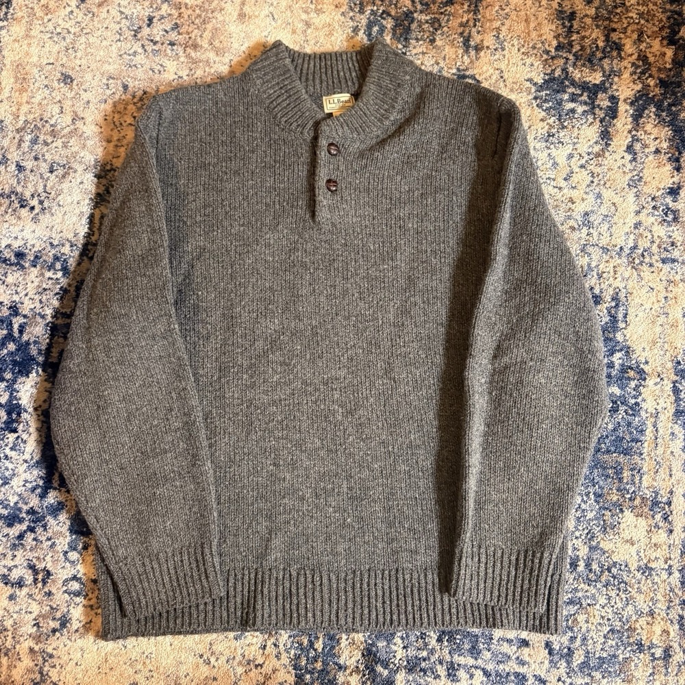 LL Bean Mens LambsWool Sweater Dark Gray Henley Button Neck Knit M Old Money